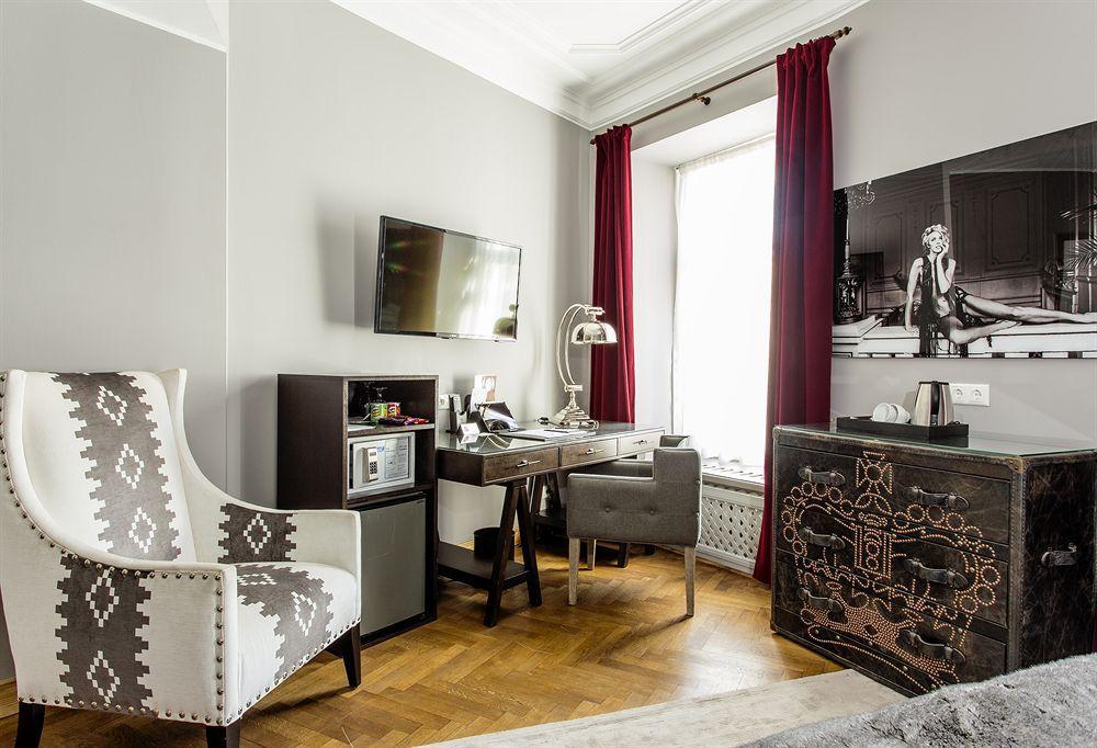 St. Petersbourg Hotel - Small Luxury Hotels Of The World Talin Exterior foto