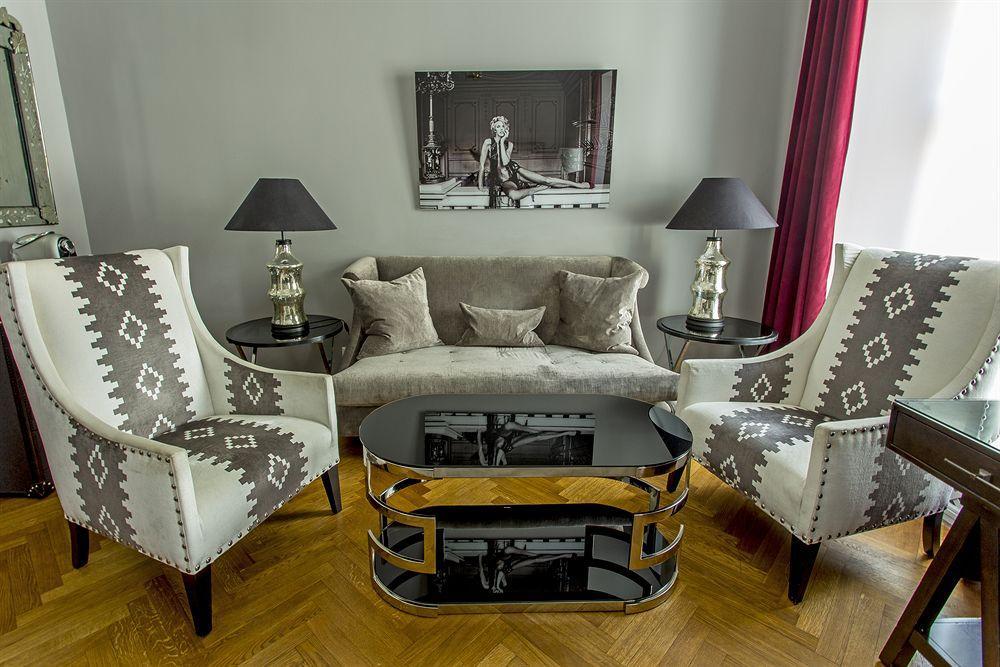 St. Petersbourg Hotel - Small Luxury Hotels Of The World Talin Exterior foto