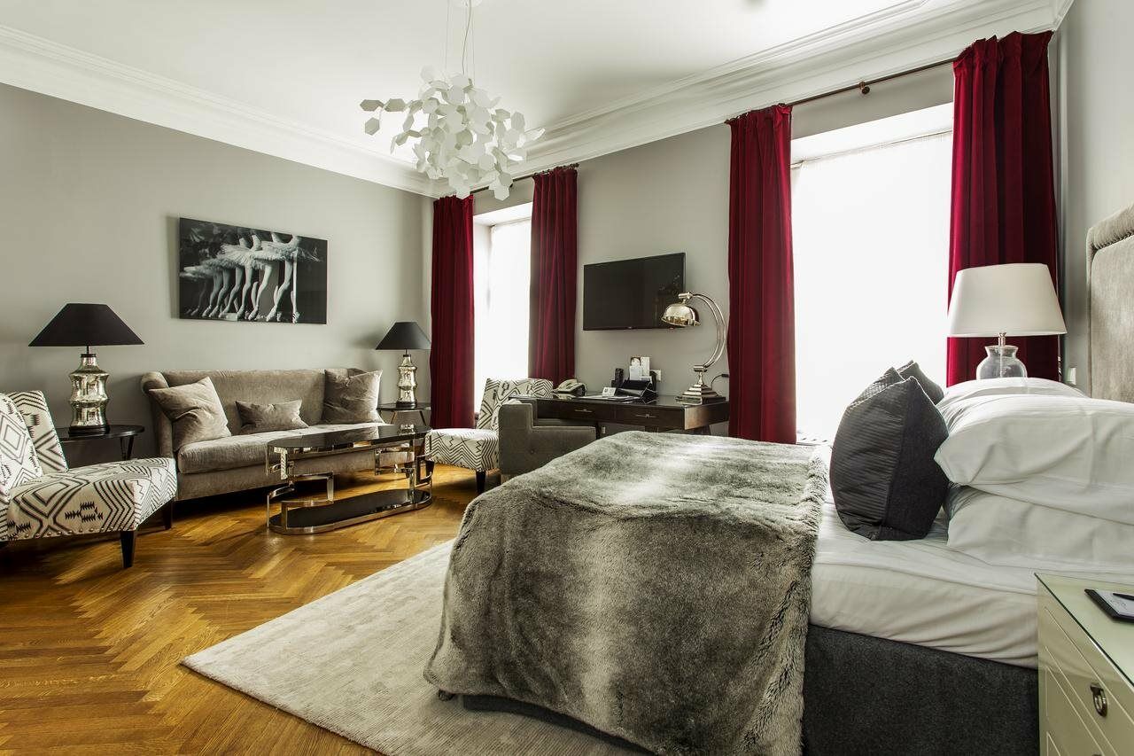St. Petersbourg Hotel - Small Luxury Hotels Of The World Talin Exterior foto